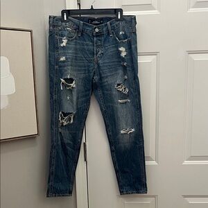 Hollister Men's Relaxed Fit vintage Boyfriend Distressed Jeans - Blue